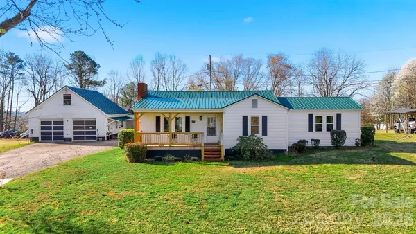 $219,000 | 1406 Walt Arney Road, Lenoir, NC 28645