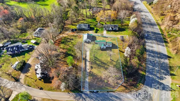 $219,000 | 1406 Walt Arney Road, Lenoir, NC 28645