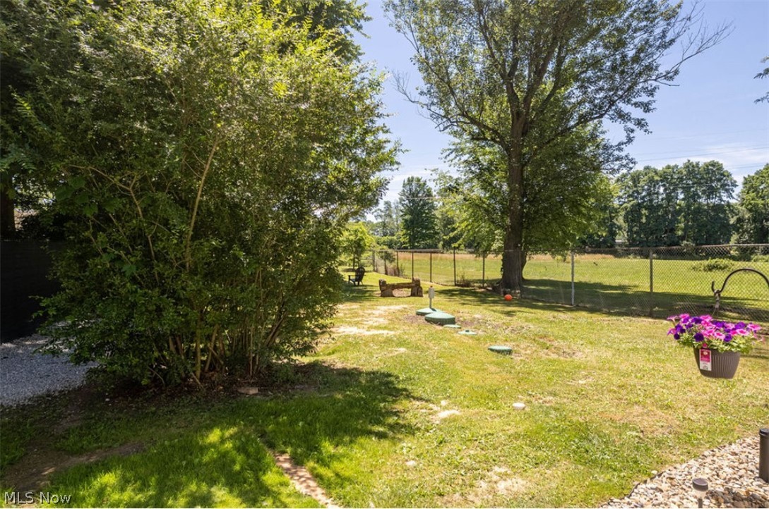 2172 Wadsworth Road Norton, OH 44203 - Photo 4 of 27 Gallery Image 4