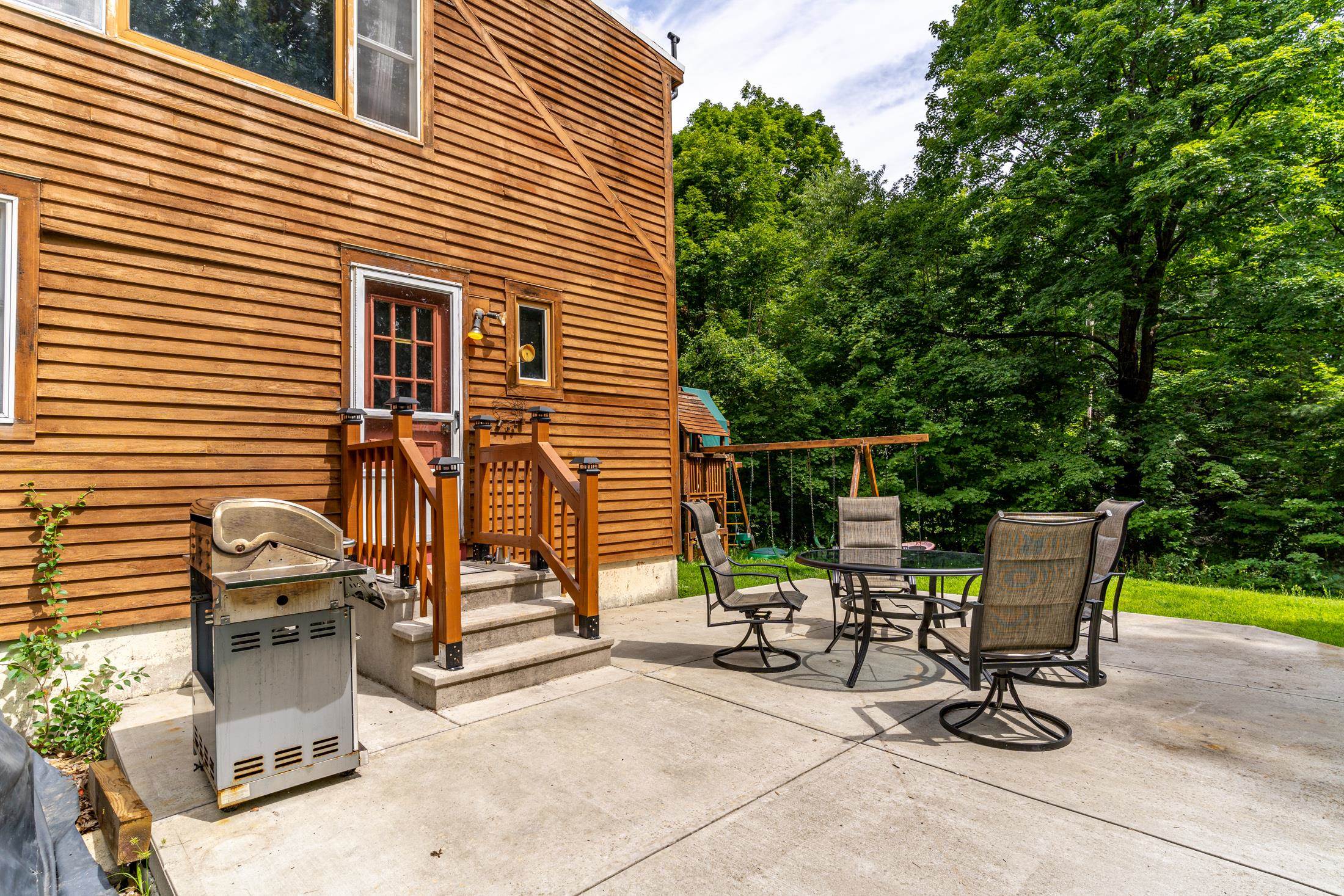 514 Black Brook Road Goffstown, NH 03045 - Photo 4 of 29