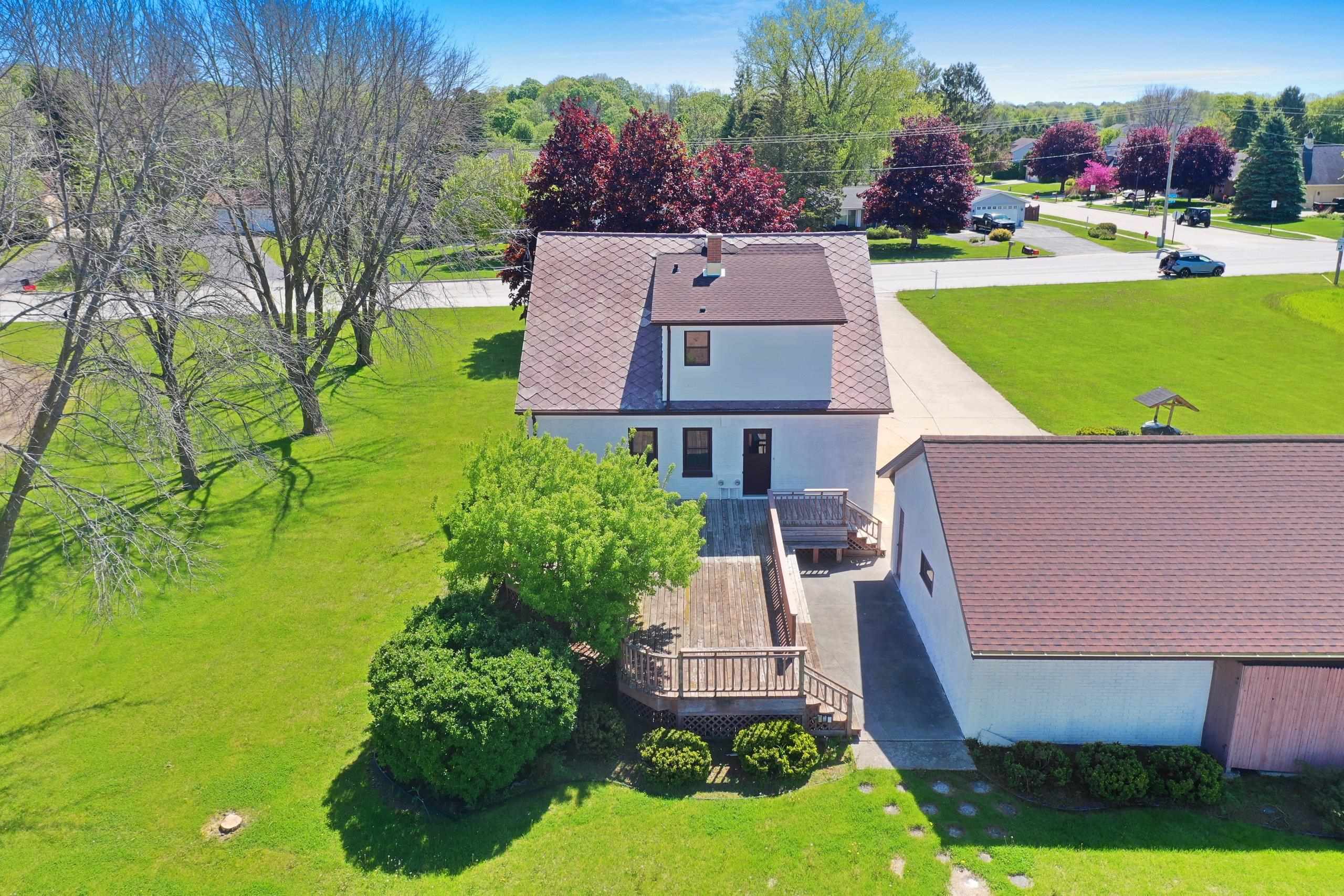 2110 North 8th Street Manitowoc, WI 54220 - Photo 12 of 54