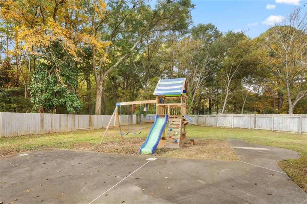 58 Quail Run Cartersville, GA 30120 - Photo 34 of 44 a view of a park with slide