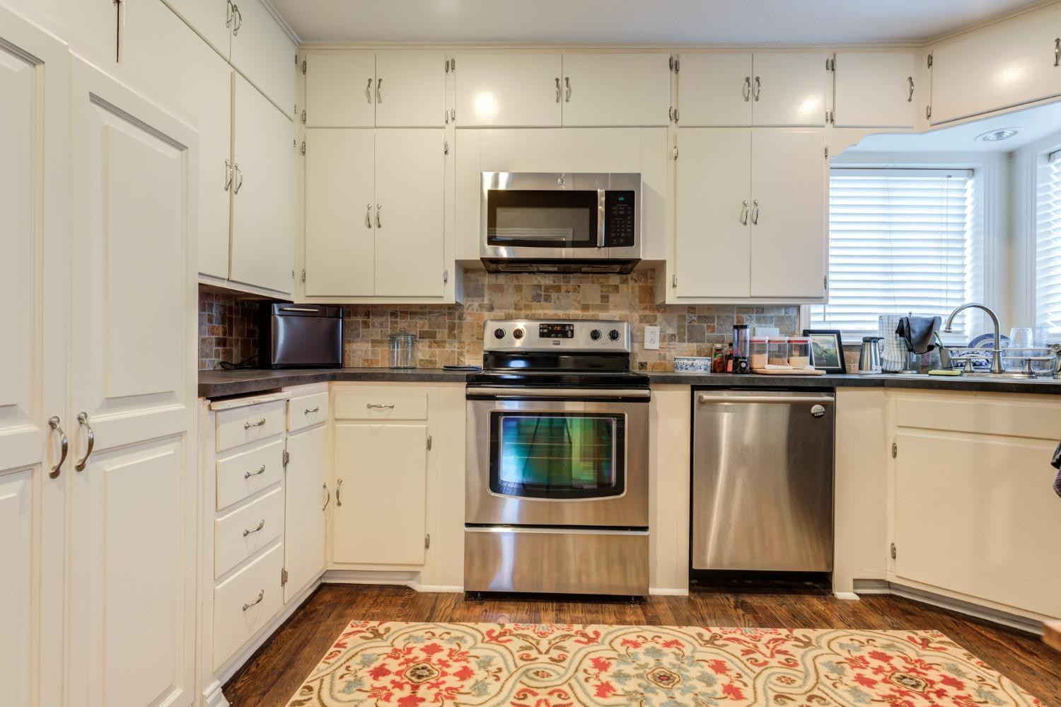 3202 26th Street Lubbock, TX 79410 - Photo 5 of 27 Photo 5