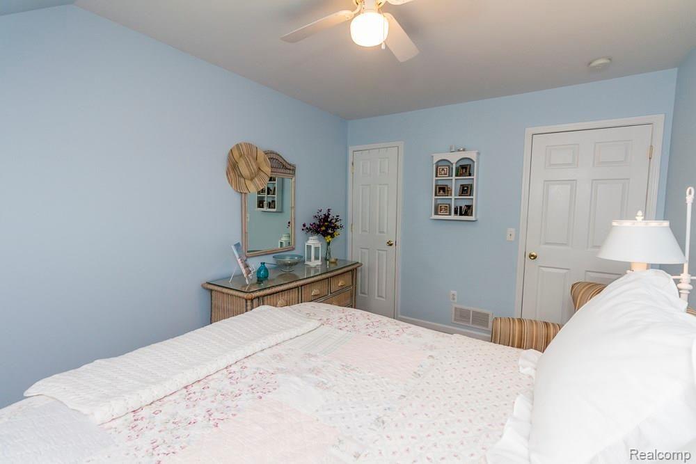 9491 Stark Road Livonia, MI 48150 - Photo 51 of 54 9491 Stark Road-Interior-4.jpg