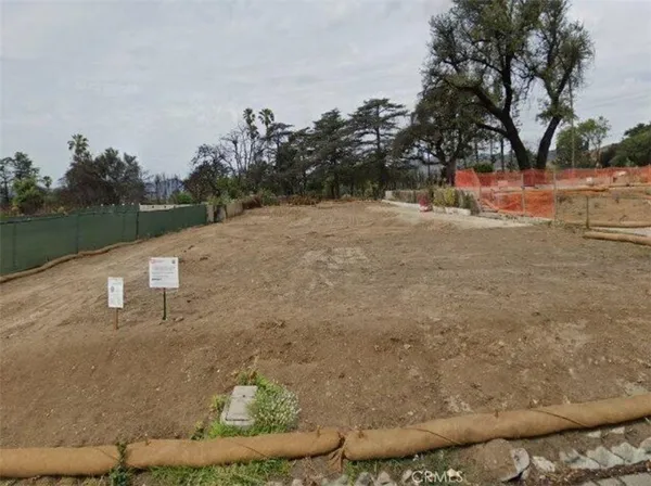 $680,000 | 3371 Fair Oaks Avenue, Altadena, CA 91001