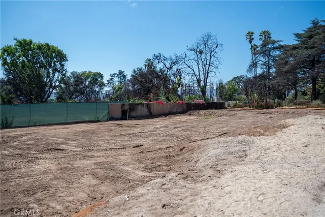 $680,000 | 3371 Fair Oaks Avenue, Altadena, CA 91001