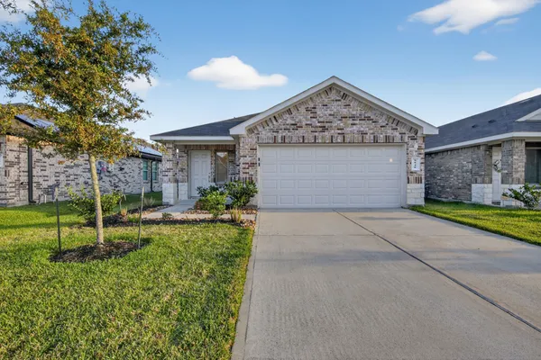 $249,900 | 9948 Gln Brk Lane, Magnolia, TX 77354