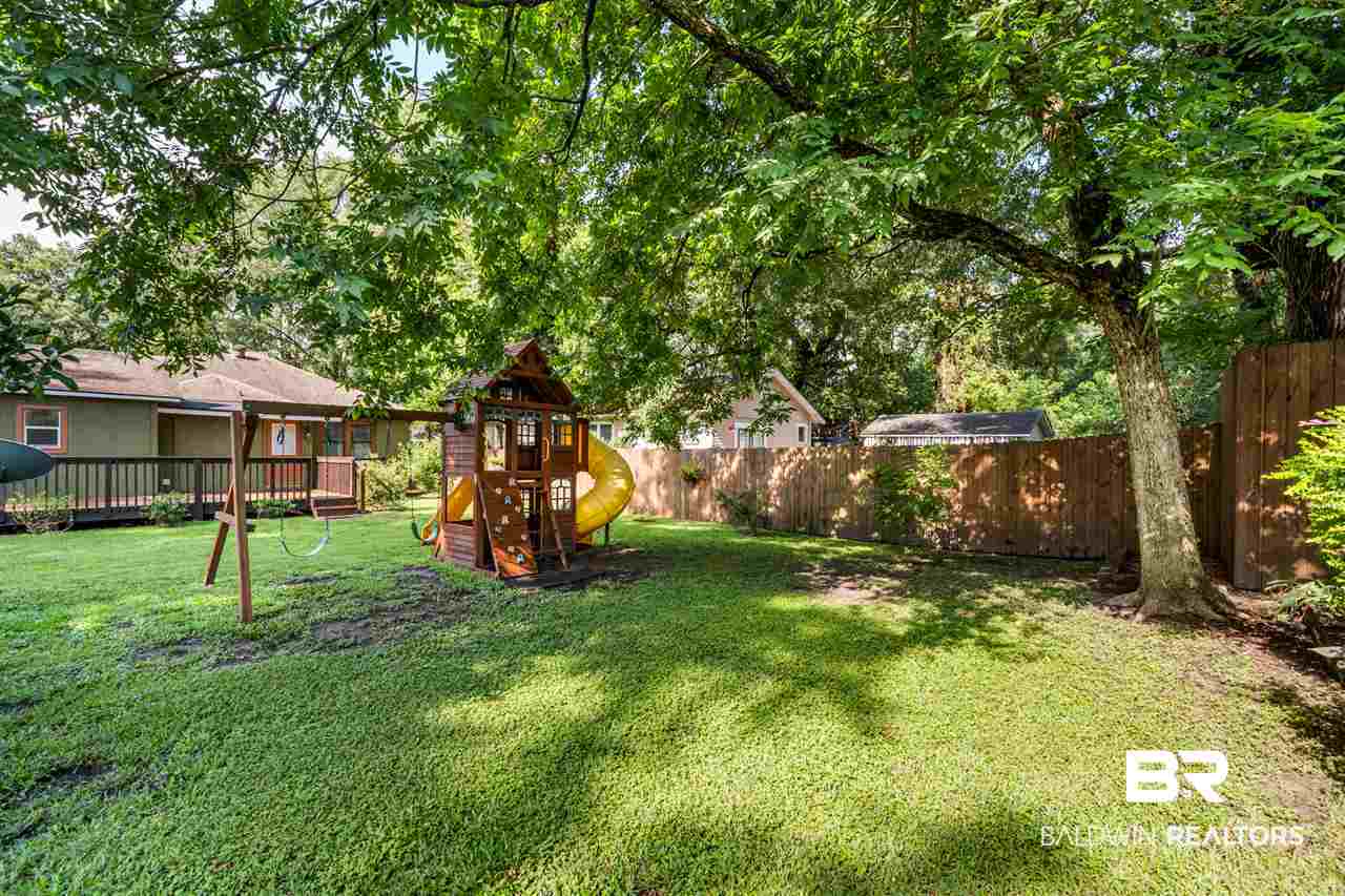 1658 Laurel Street Mobile, AL 36604 - Photo 25 of 28