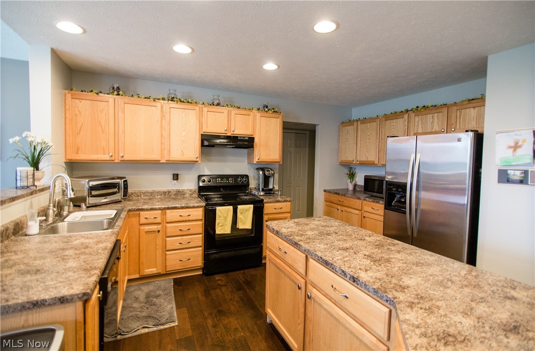 5280 Otten Road North Ridgeville, OH 44039 - Photo 6 of 35 Gallery Image 6