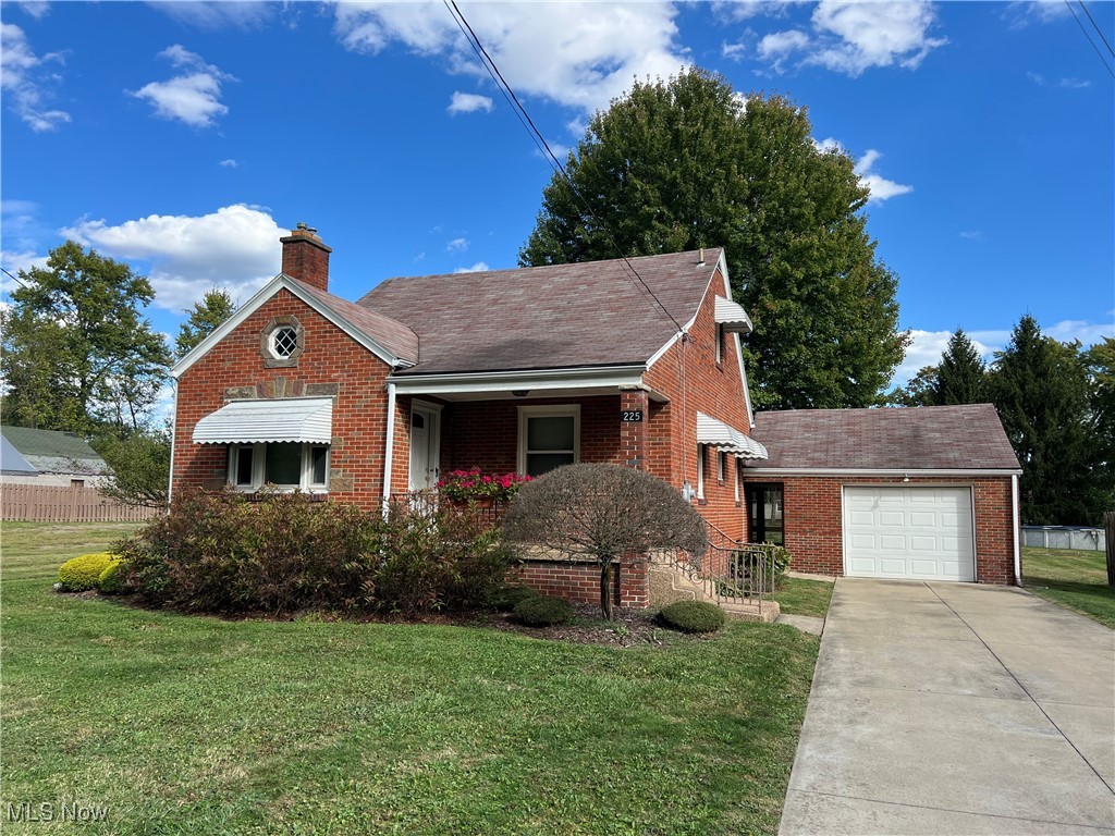225 South Raccoon Road Austintown, OH 44515 - Photo 1 of 44 Gallery Image 1