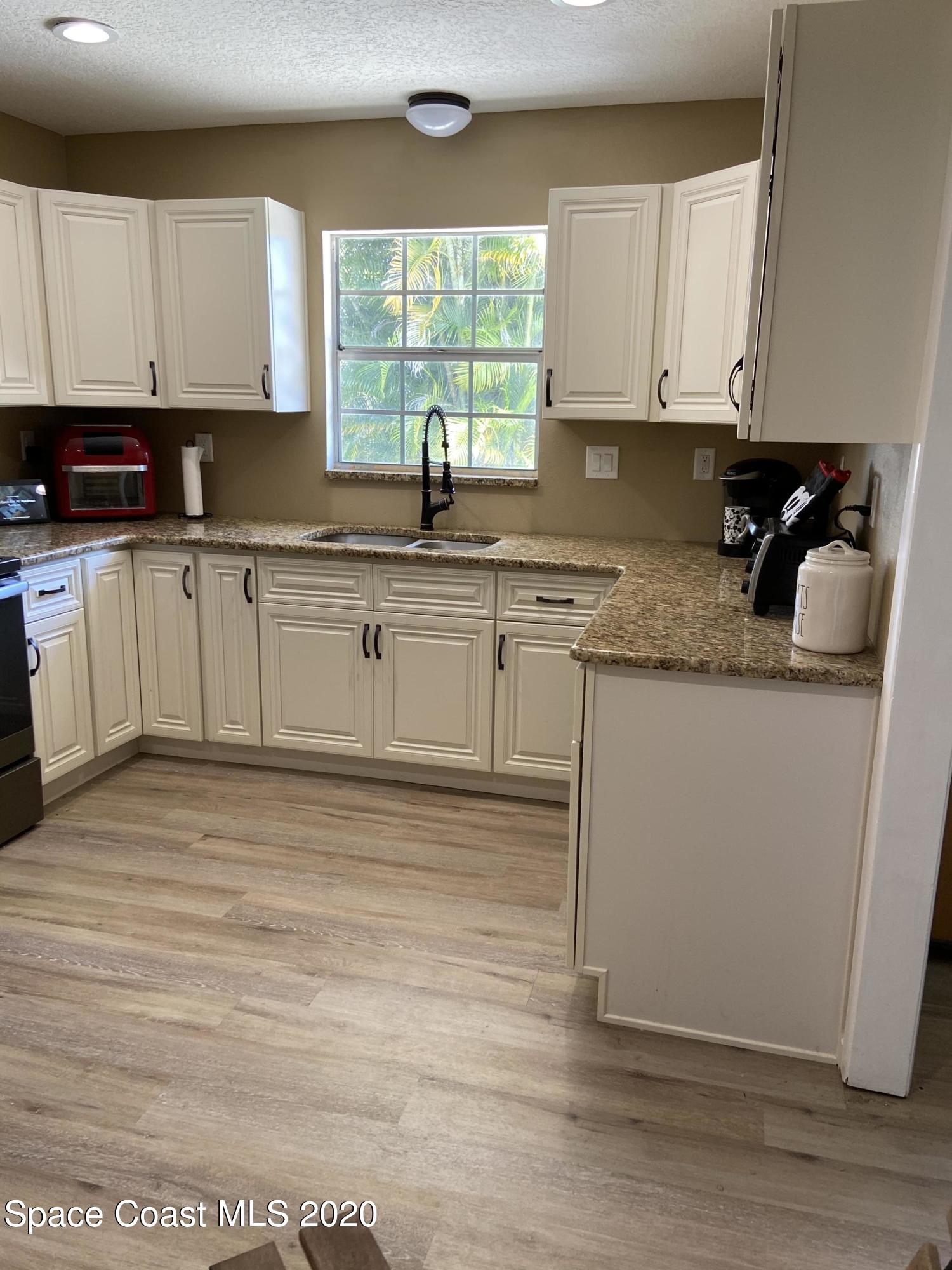 1237 Cimarron Circle Northeast Palm Bay, FL 32905 - Photo 12 of 28 IMG_1197
