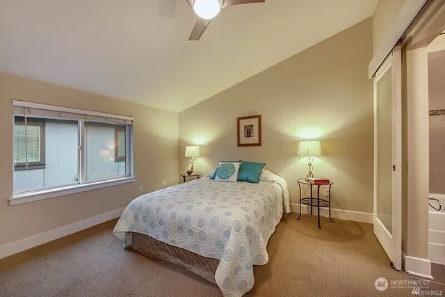 $3,950 | 3841 Woodland Park Avenue North, Unit B, Seattle, WA 98103