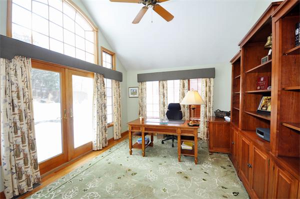 18 Putnam Road Acton, MA 01720 - Photo 6 of 23 Gallery Image 6