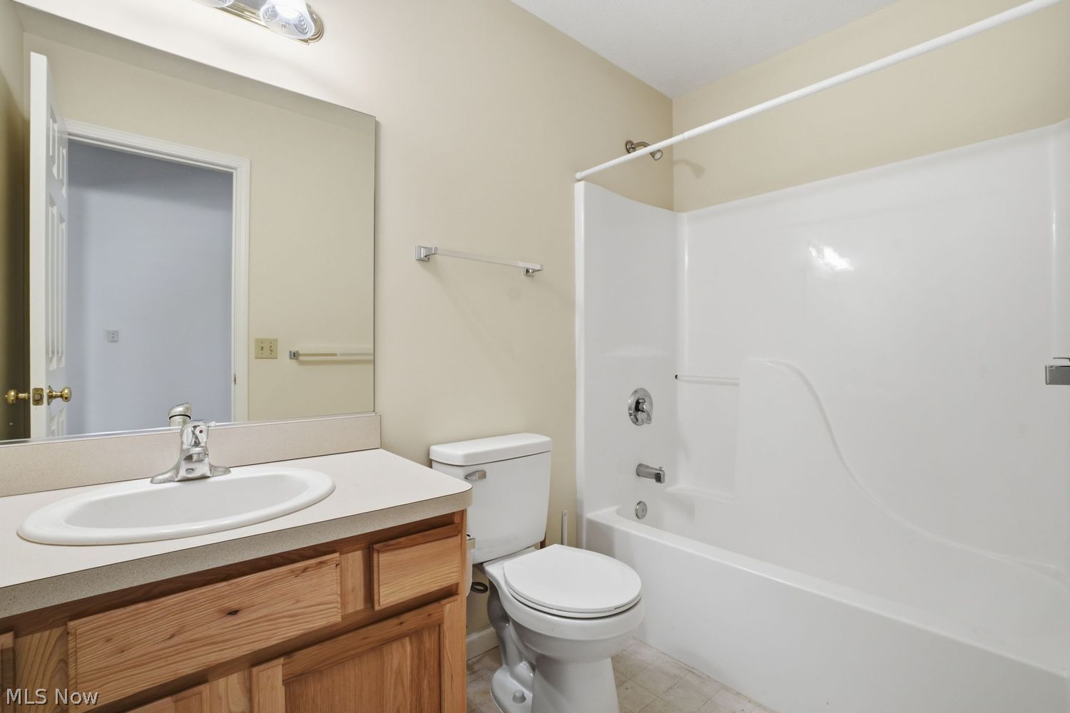 3889 Dugans Landing Perry, OH 44081 - Photo 32 of 46