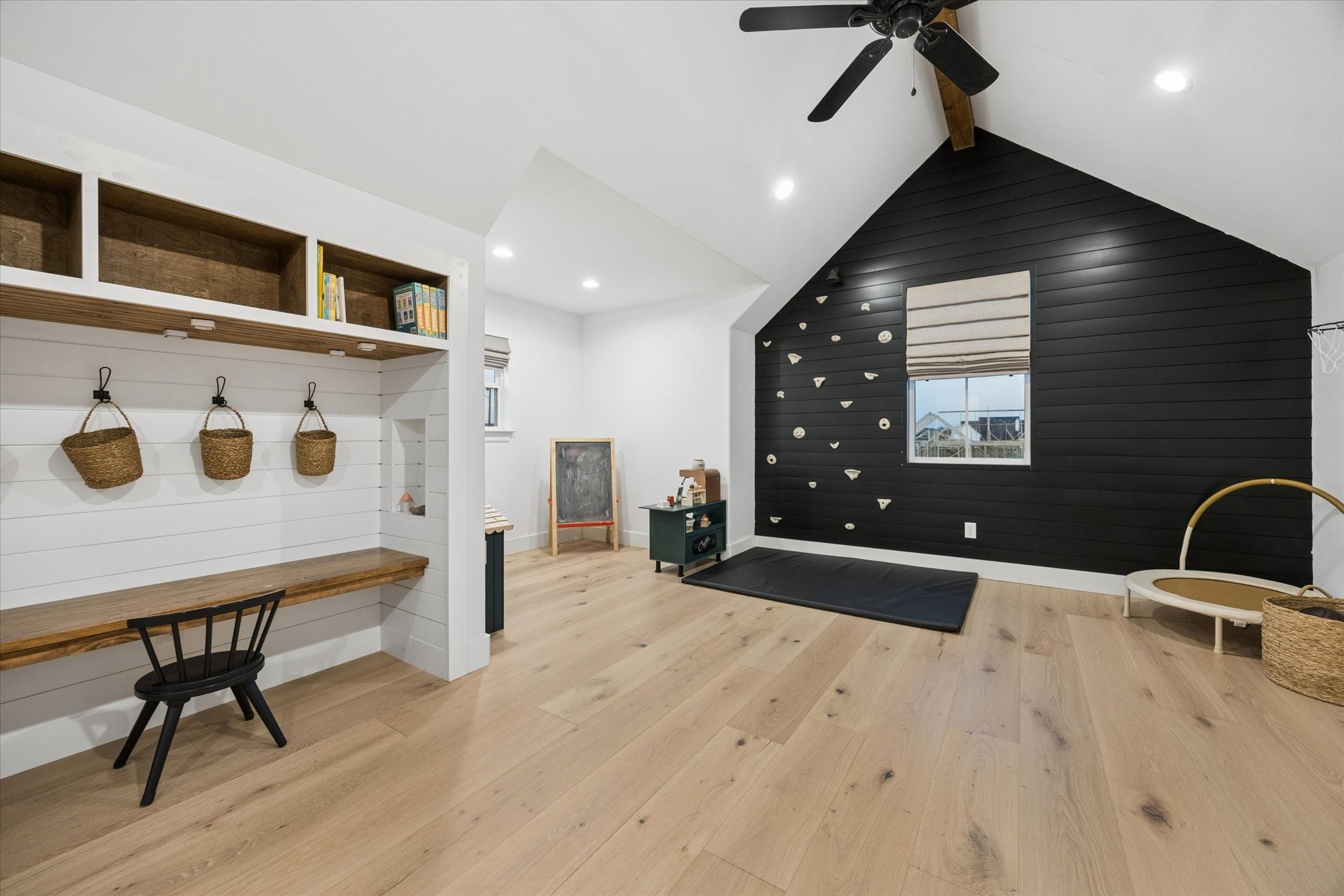 5131 Timber Ridge Drive Sealy, TX 77474 - Photo 36 of 50 Spacious room upstairs, custom built ins, and in suite bath. Perfect for many uses.