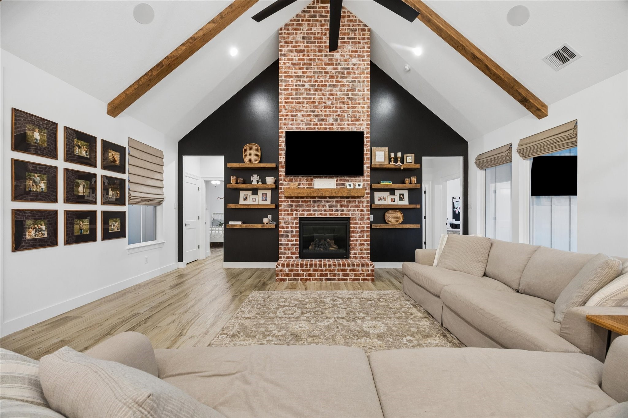 5131 Timber Ridge Drive Sealy, TX 77474 - Photo 10 of 50 Bright, airy, and perfect!