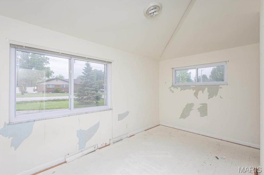 4540 Butler Hill Road St. Louis, MO 63128 - Photo 34 of 56