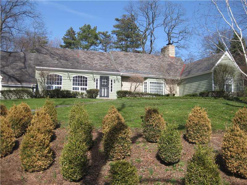 23 Holland Road Churchill, PA 15235 - Photo 1 of 11 Exterior Front.