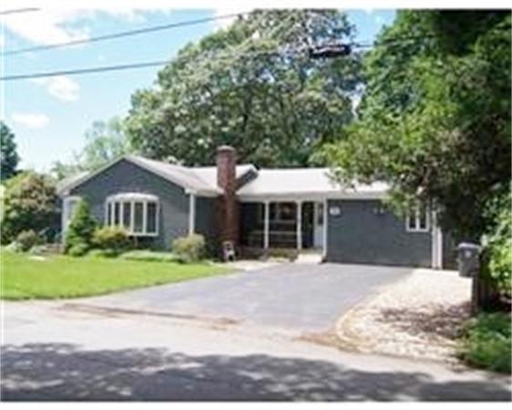 75 George Street Warwick, RI 02888 - Photo 1 of 28 Gallery Image 1