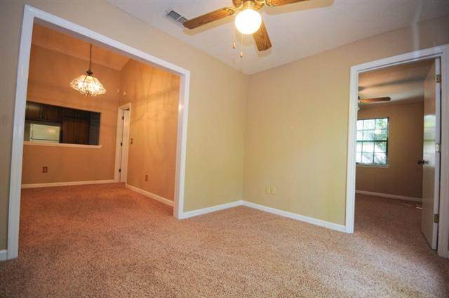 1605 Folkstone Road, Unit 2 Tallahassee, FL 32312 - Photo 11 of 25 Gallery Image 11