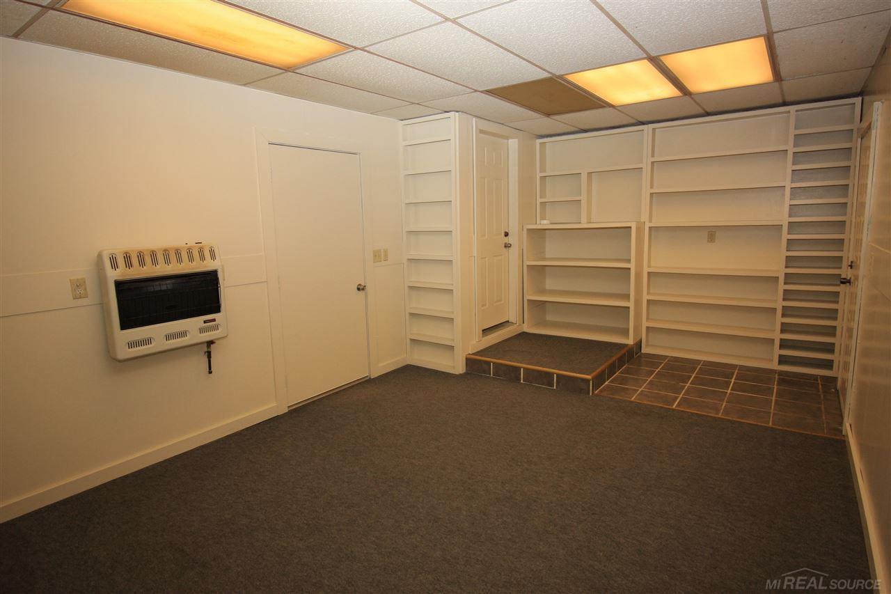 1878 South Boulevard Rochester, MI 48309 - Photo 14 of 21