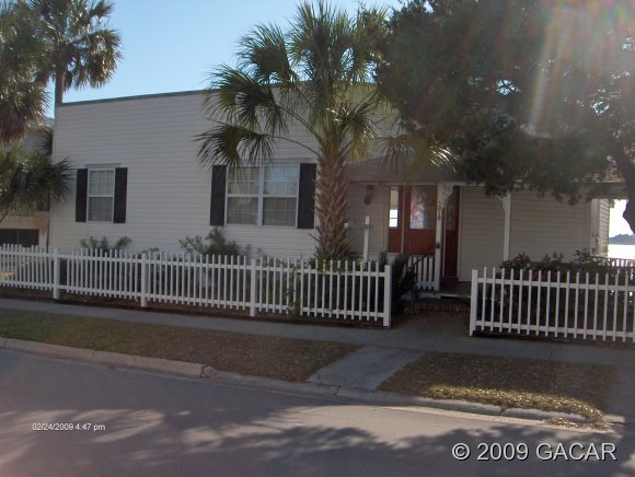 5010 G Street Cedar Key, FL 32625 - Photo 1 of 1 Front