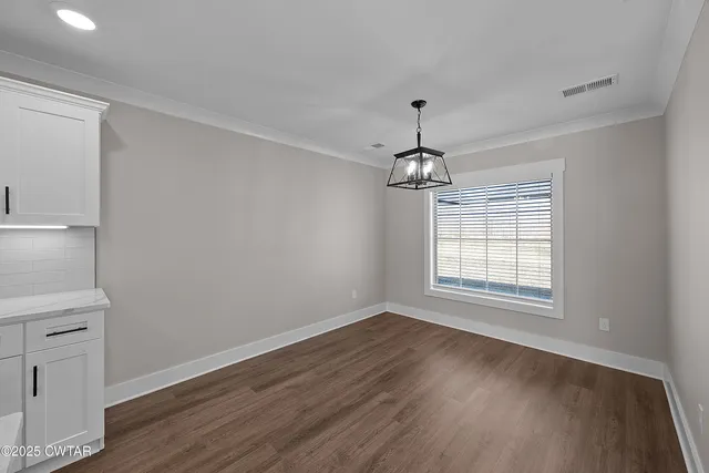 $319,900 | 403 Fairway Boulevard, Jackson, TN 38305