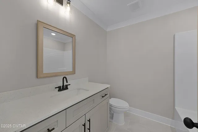 $319,900 | 403 Fairway Boulevard, Jackson, TN 38305