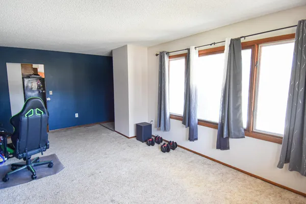 $189,000 | 245 Kneale Avenue North, Thief River Falls, MN 56701