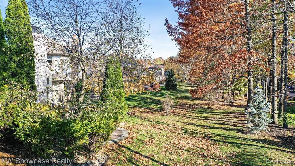 356 Daylily Drive Rochester Hills, MI 48307 - Photo 5 of 35