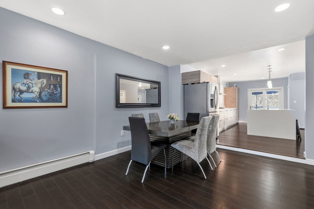 22 Cedar Street Wellesley, MA 02481 - Photo 6 of 37