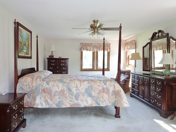 528 Springfield Street Wilbraham, MA 01095 - Photo 16 of 30 Gallery Image 16