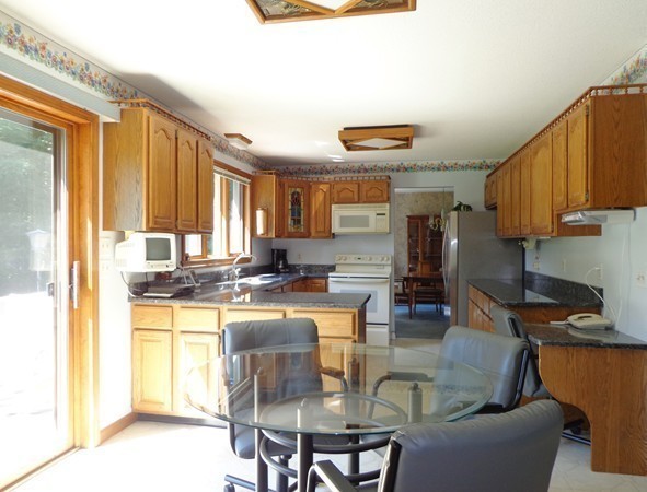 528 Springfield Street Wilbraham, MA 01095 - Photo 5 of 30 Gallery Image 5