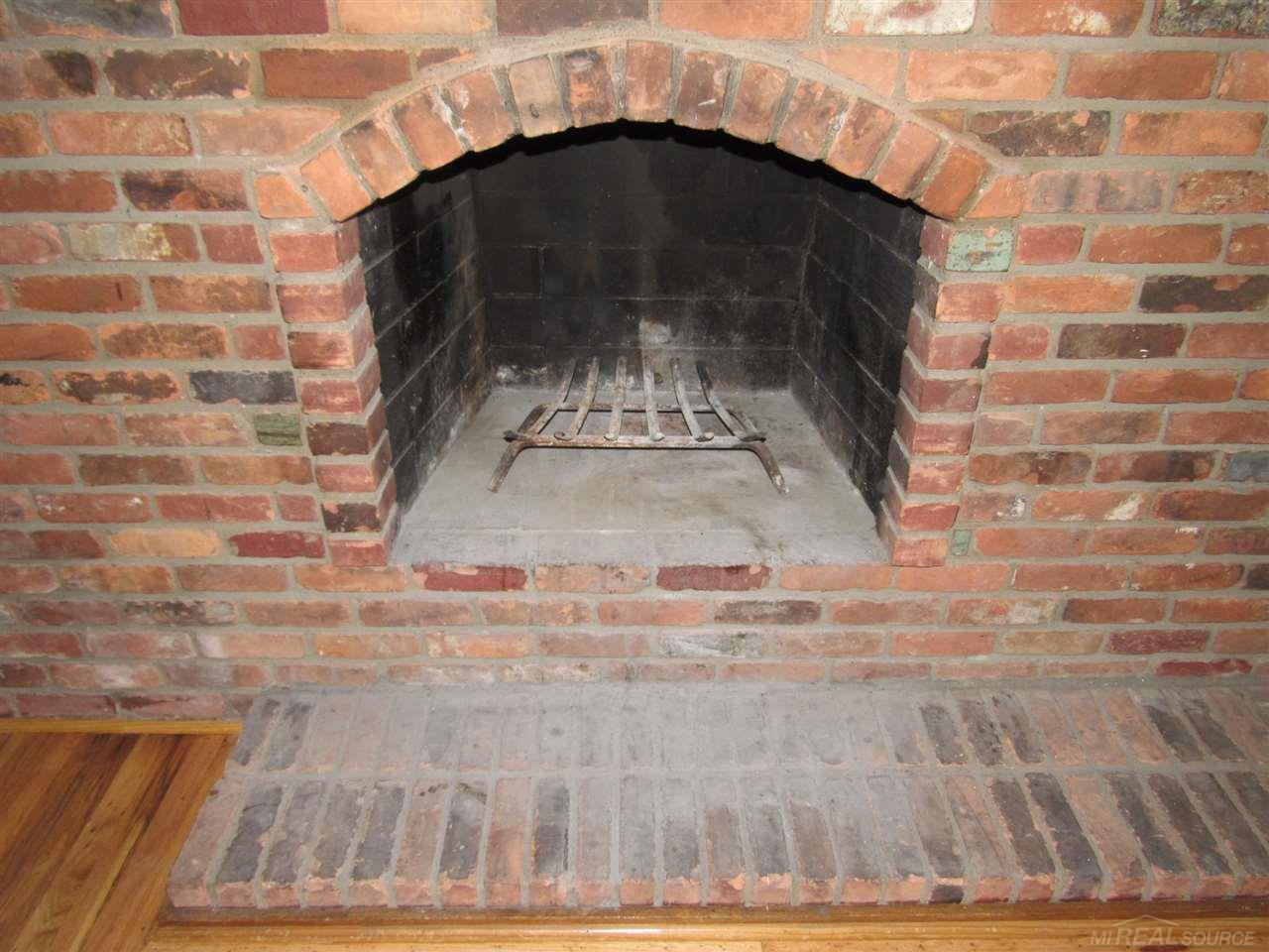 763 West Maple Road Clawson, MI 48017 - Photo 14 of 36