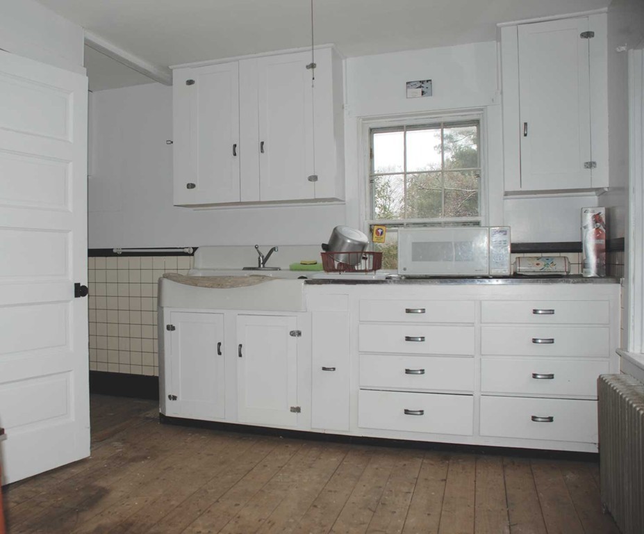 530 Massasoit Road Worcester, MA 01604 - Photo 14 of 29 Gallery Image 14