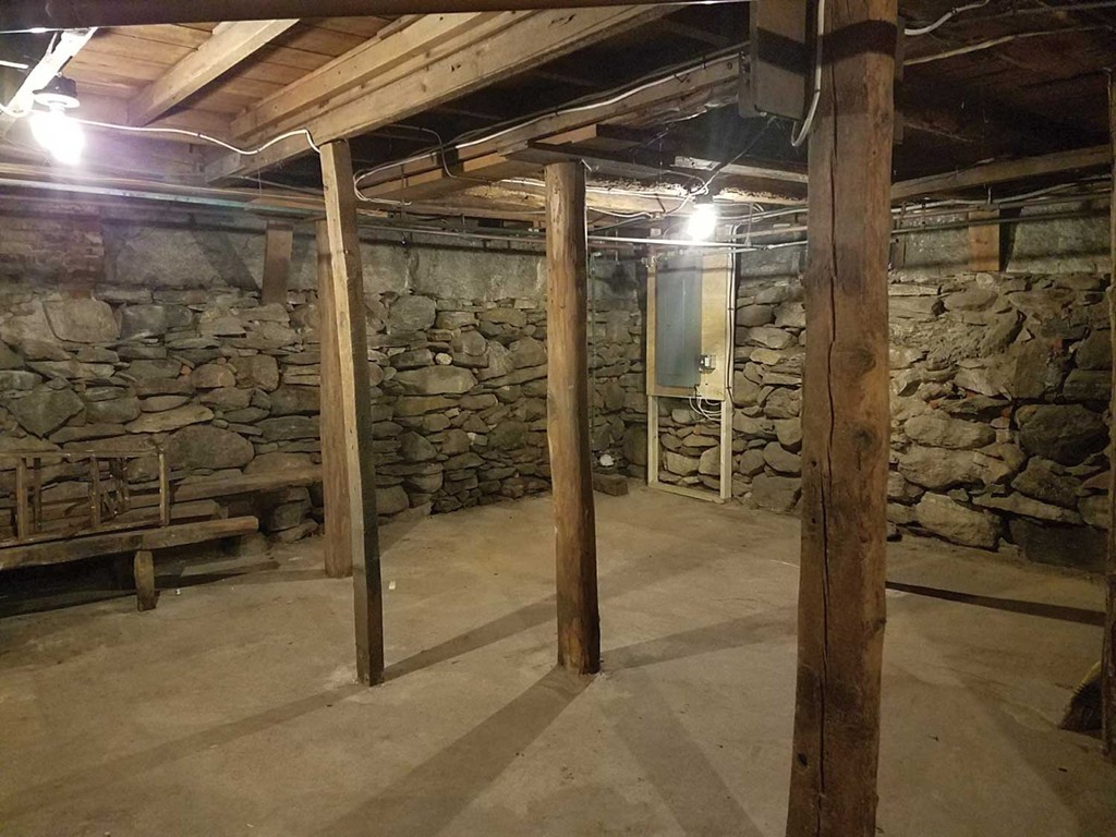 530 Massasoit Road Worcester, MA 01604 - Photo 20 of 29 Gallery Image 20