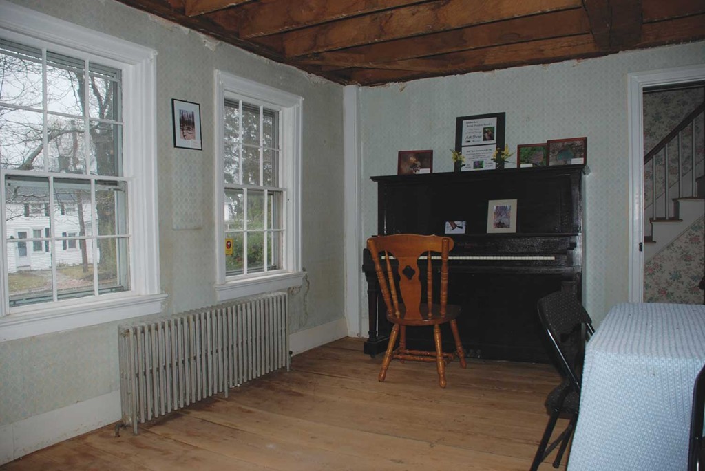 530 Massasoit Road Worcester, MA 01604 - Photo 7 of 29 Gallery Image 7