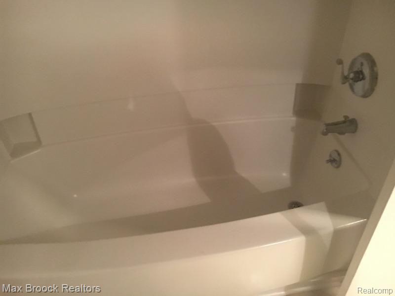 1756 Graefield Road Birmingham, MI 48009 - Photo 28 of 29