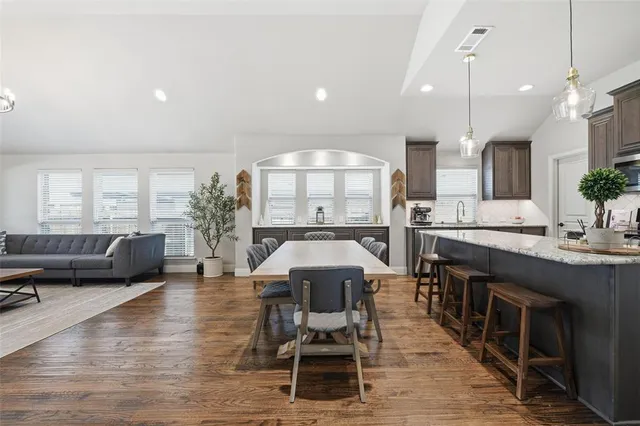 $409,188 | 3025 Fern Court, Midlothian, TX 76065