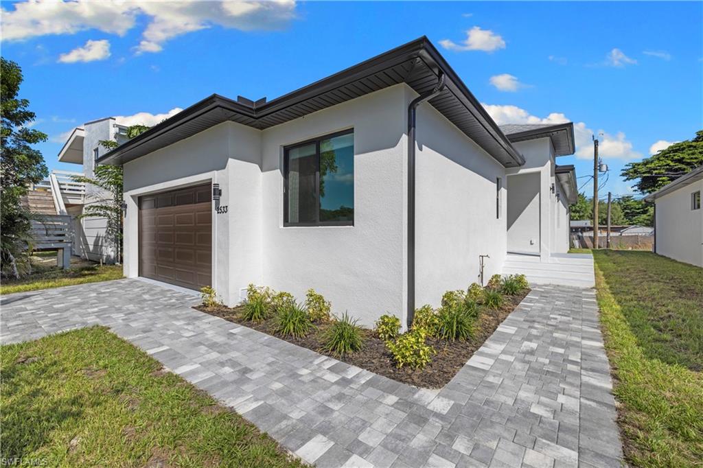 2533 Storter Avenue Naples, FL 34112 - Photo 46 of 48