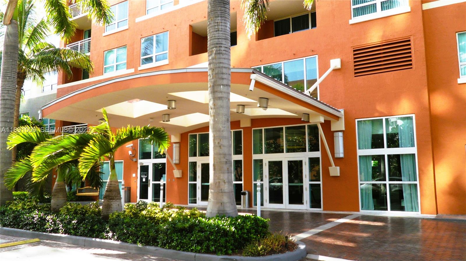 2000 North Bayshore Drive, Unit 907 Miami, FL 33137 - Photo 40 of 51 Valet services available 24/7