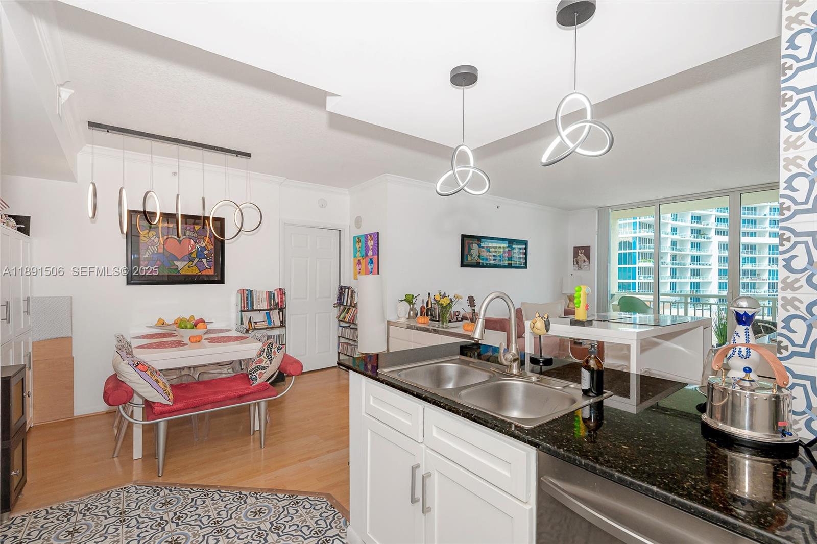 2000 North Bayshore Drive, Unit 907 Miami, FL 33137 - Photo 5 of 51 view to dining area