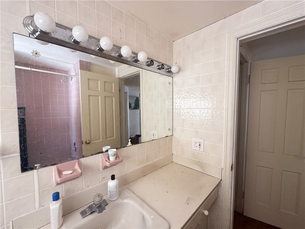 141 Ledgerock Lane Brighton, NY 14618 - Photo 14 of 26