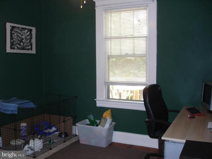5208 Catalpha Road Baltimore, MD 21214 - Photo 14 of 23 Bedroom #2