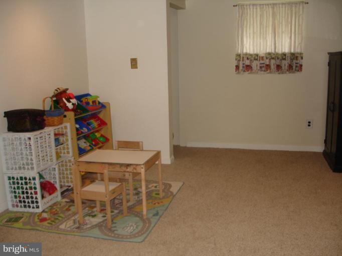 5208 Catalpha Road Baltimore, MD 21214 - Photo 16 of 23 Family Room #2