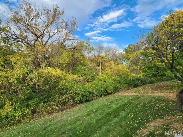 $154,900 | 2276 Highland Hill Drive, St. Peters, MO 63376