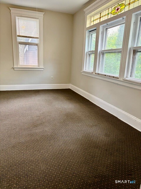 808 Mill Plain Road Fairfield, CT 06824 - Photo 8 of 15 Front Room