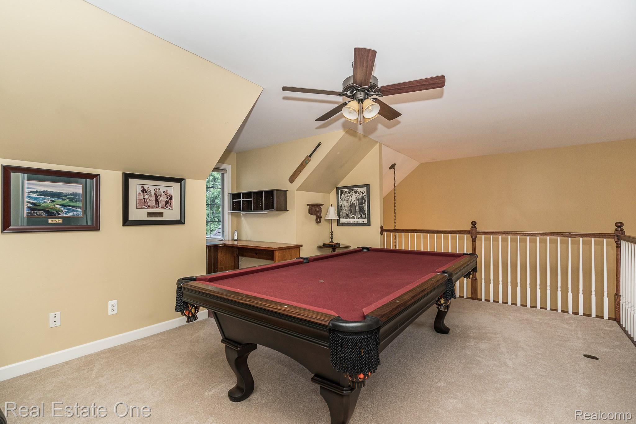385 Rochdale Drive North Rochester, MI 48309 - Photo 30 of 42 Loft
