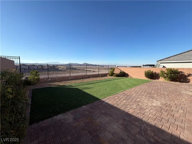 $3,500 | 2617 Gallarate Drive, Henderson, NV 89044