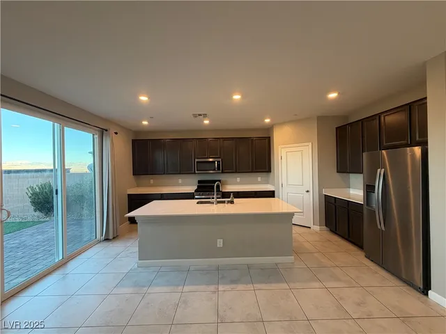 $3,500 | 2617 Gallarate Drive, Henderson, NV 89044